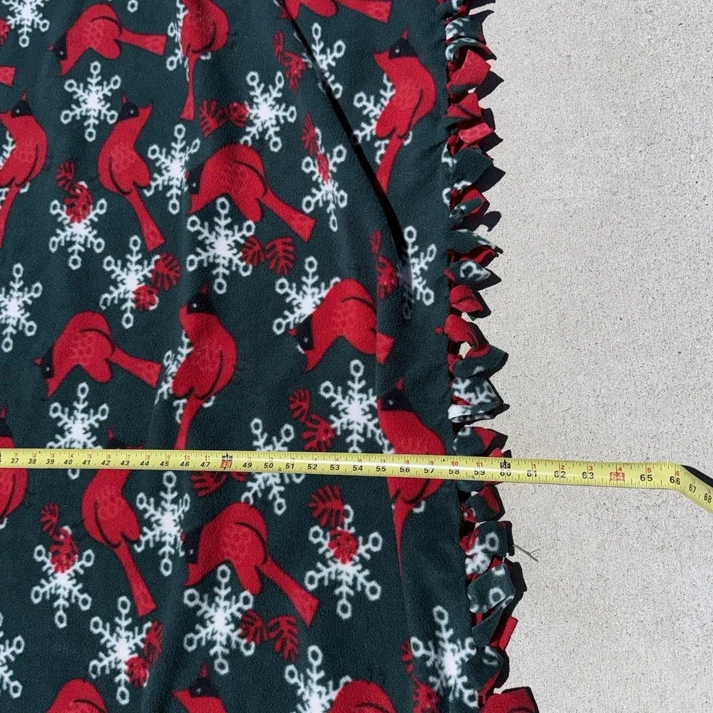 Handmade Fleece Tie Blanket Red Cardinals Snowflakes Christmas Winter Throw